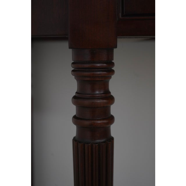 Statton Old Towne Mahogany Console Table & Mirror For Sale - Image 10 of 18