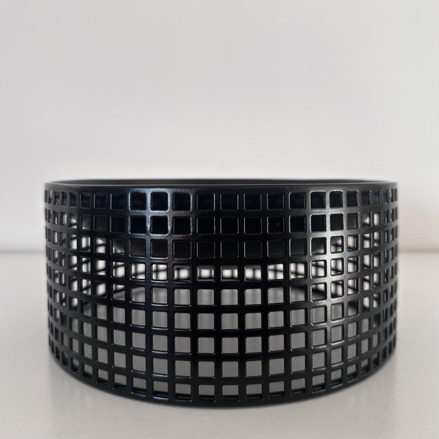 Postmodern Bowls by Josef Hoffmann for Bieffeplast, 1986, Set of 2 For Sale - Image 3 of 10