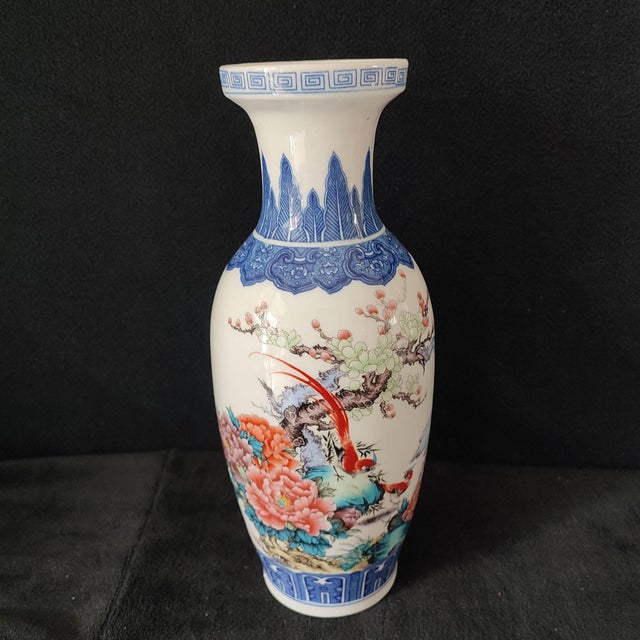 Early 20th Century Chinese Ceramic Vase,Famille Rose Porcelain Vase Hand Painted Flowers and Birds Pattern For Sale - Image 5 of 11