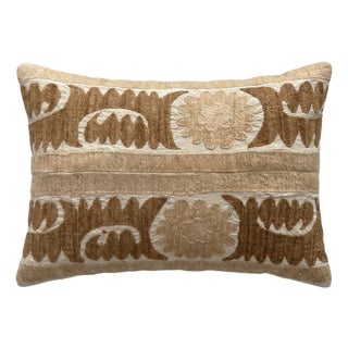 Tashkent Suzani Pillow Cover 16'' X 20'' For Sale