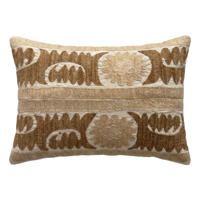 Tashkent Suzani Pillow Cover 16'' X 20'' For Sale
