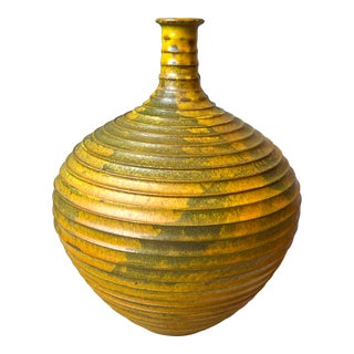 Vintage Alvino Bagni for Raymor Yellow Art Pottery Vase For Sale