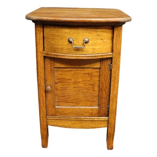 Victorian Quarter Sawn Oak Commode With Drawer and Cabinet For Sale