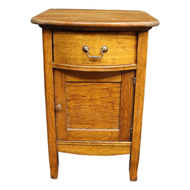 Victorian Quarter Sawn Oak Commode With Drawer and Cabinet For Sale