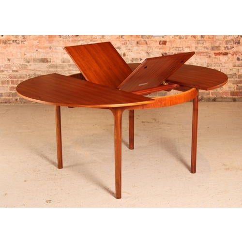 Mid-Century Round Extending Teak Dining Table from McIntosh, 1960s For Sale - Image 6 of 13