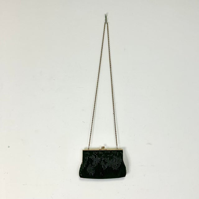 1980s Vintage Art Deco Hollywood Regency Hand Beaded Black Evening Handbag Clutch. For Sale - Image 4 of 11