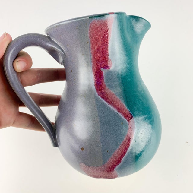 Abstract Vintage Bill Tyner Studio Art Pottery Handled Vase Abstract 80s Post Modern For Sale - Image 3 of 7