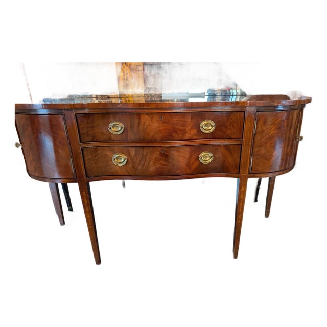 1980s Bernhardt Centennial Collection Banded Mahogany Sideboard (Hepplewhite Style) For Sale