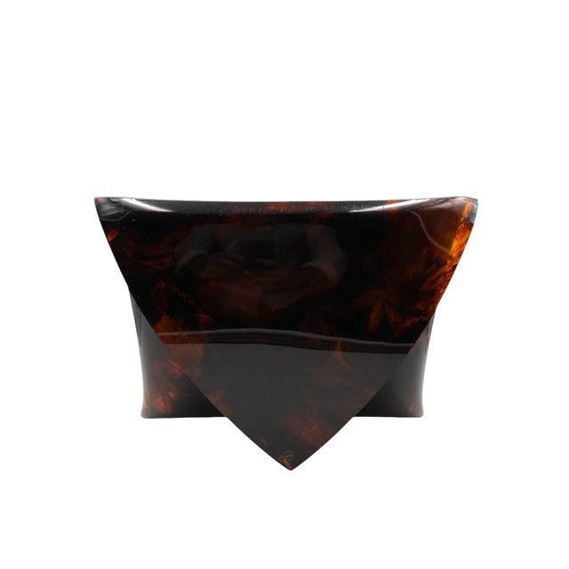 Plastic Hollywood Regency Mail Shaped Magazine Rack, Ta.Ni.No Italy 1970s For Sale - Image 7 of 11