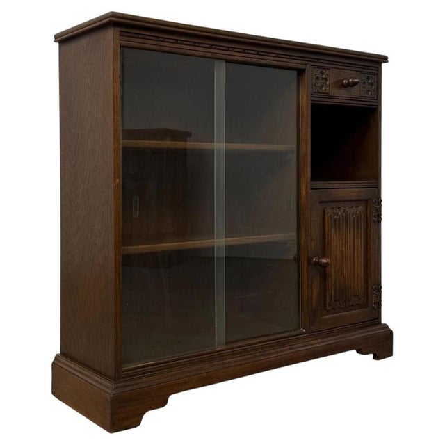 Antique Early 20th Century English Linenfold Oak Bookcase For Sale - Image 4 of 14