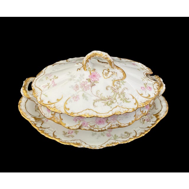 Pink Late 19th C. Theodore Haviland Gold, Pink, Roses Lidded Sauce Boat W Attached Liner For Sale - Image 8 of 17