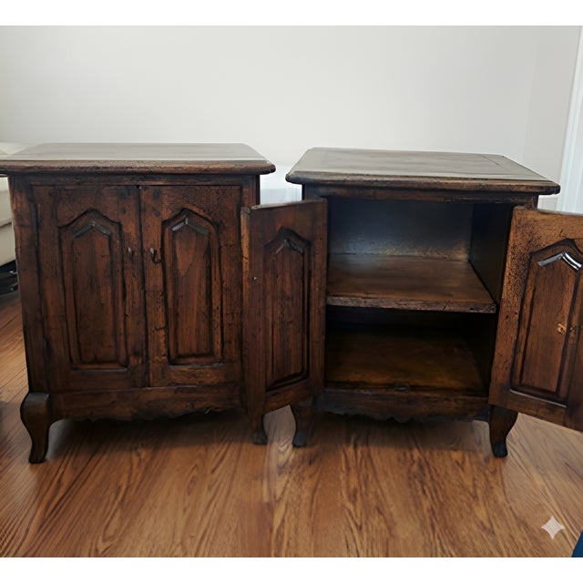 Offered is a stunning pair of authentic Guy Chaddock & Co. bedside cabinets from the celebrated Melrose Collection....
