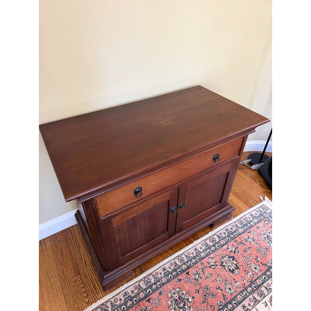 1990s Vintage Ethan Allen Medallion Style Cherry Server Cabinet For Sale - Image 5 of 16