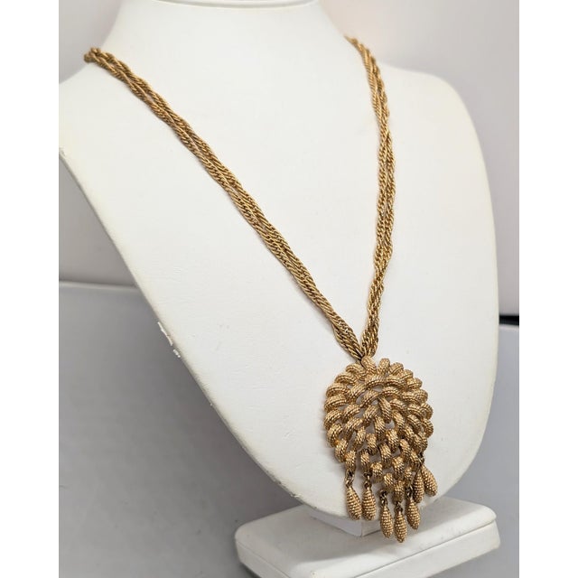 Mid-Century Modern Vintage 1960s Signed Monet Goldtone Fringe Pendant Necklace For Sale - Image 3 of 9