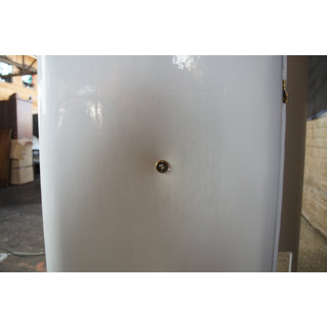 White Susan Curtis Mid Century Modern White Patent Leather Folding Screen Room Divider For Sale - Image 8 of 9