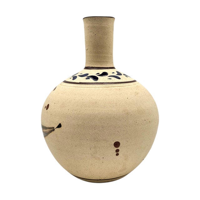 1970s Tonalá Mexican Folk Art Pottery Water Jug With Cup Lid, 12.5 For Sale - Image 5 of 18