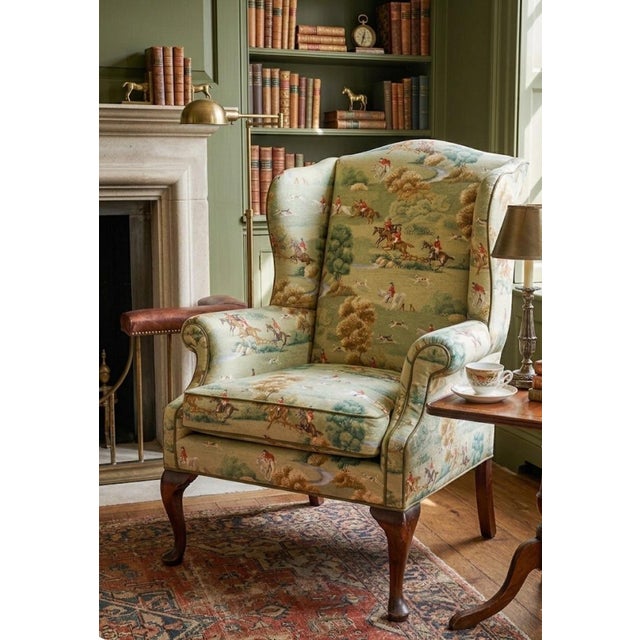 Bring timeless equestrian elegance to your next design project with this continuous 3.22 yard continuous length of vintage...