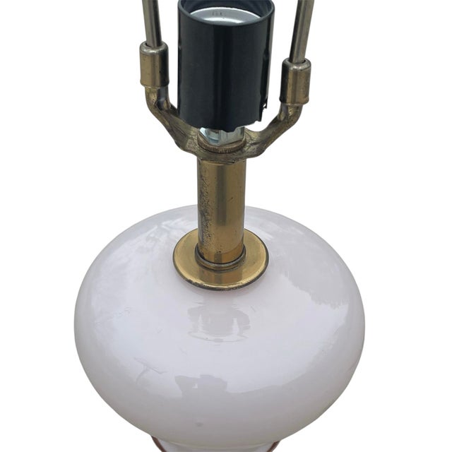 Vintage Hollywood Regency Pale Pink Table Lamp For Sale - Image 4 of 6