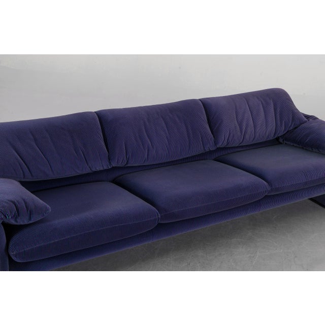 Italian Maralunga Sofa by Vico Magistretti for Cassina Blue Stripe 3-Seat Italian Vintage Sofa For Sale - Image 3 of 7