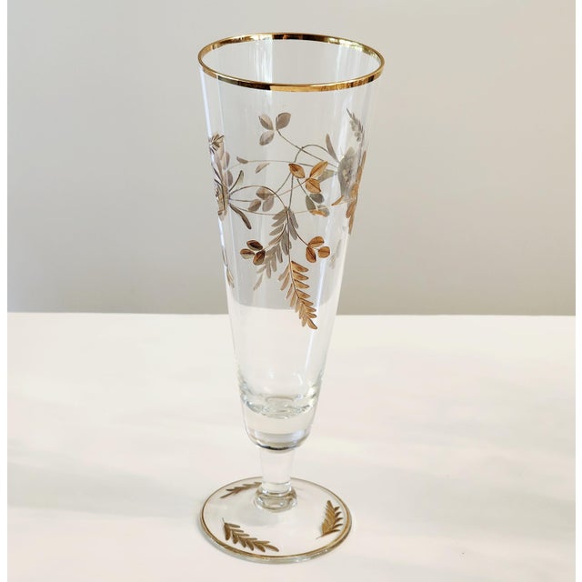 Mid-Century Modern 1960s Set of 10 24k Gold Encrusted Crystal Champagne Flute Pilsner Barware Set For Sale - Image 3 of 14