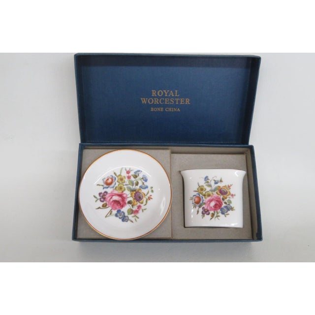 Ceramic Royal Worcester Bone China 2pc Box Set Bournemouth Pin Dish and Posy Vase 4954b For Sale - Image 7 of 14