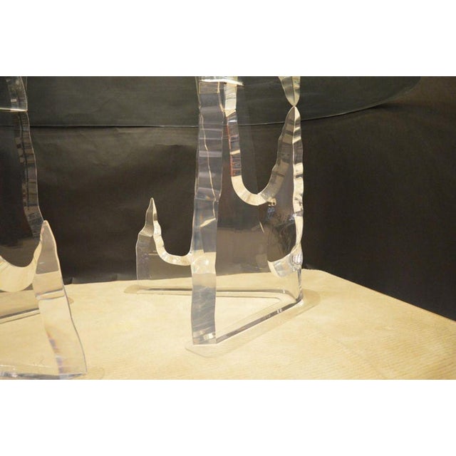 Signed Lion in Frost "Iceberg" Acrylic Dining Table, u.s.a. 1970's For Sale In Los Angeles - Image 6 of 9