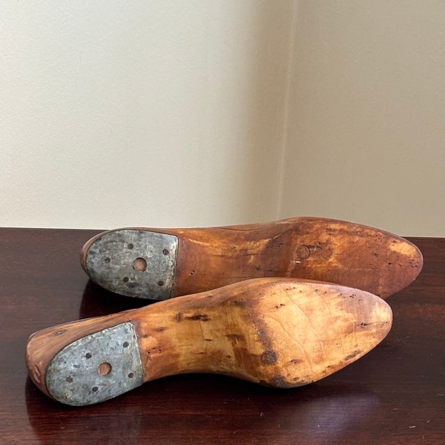 Circa 1900 Wooden Cobbler's Shoe Lasts -- A Pair For Sale - Image 15 of 18