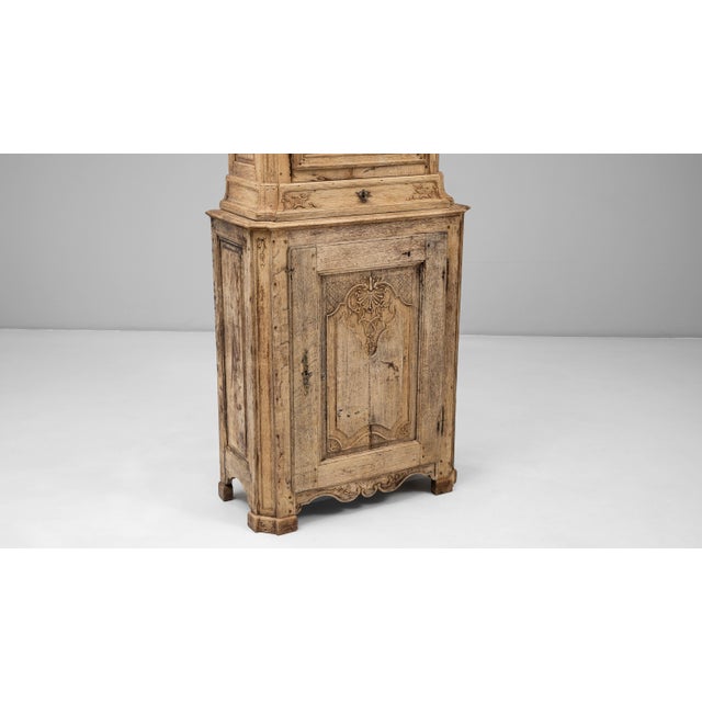19th Century Belgian Louis XV Oak Cabinet For Sale - Image 12 of 18