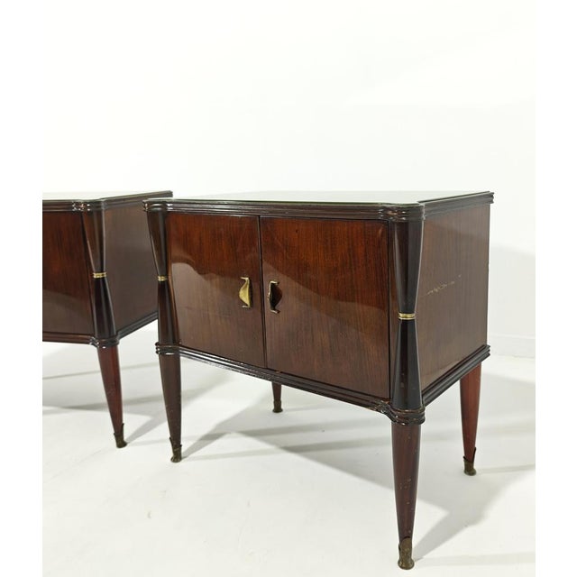 Italian Bedside Tables in Wood, Glass, and Brass in the style of Vittorio Dassi, 1950s, Set of 2 For Sale - Image 13 of 18