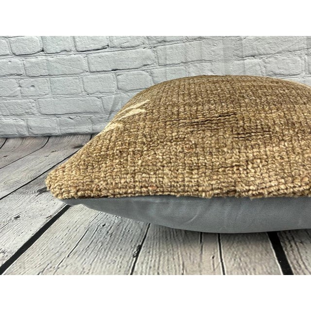 20 x 20 Rug Pillow Sapphire Lagoon Turkish Pillow Cushion Cover For Sale - Image 4 of 4