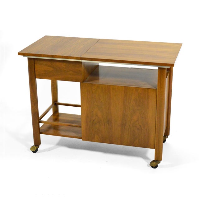 John Widdicomb Bar Cart / Server with Expanding Top For Sale In Chicago - Image 6 of 11