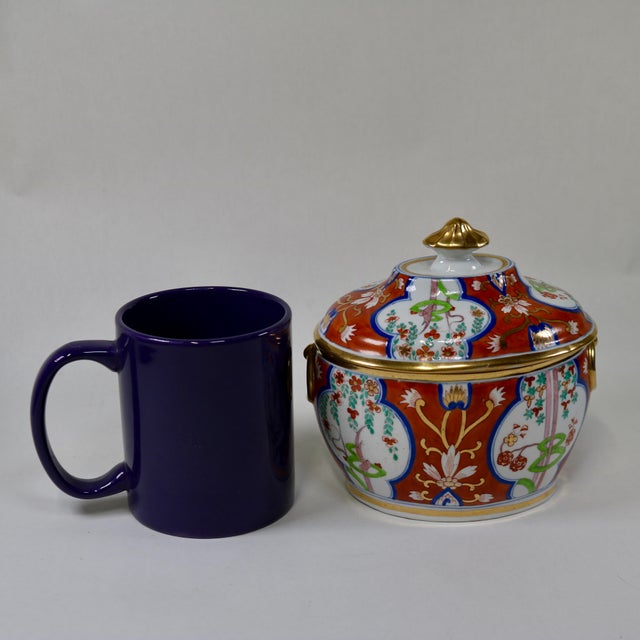 Antique Porcelain Sugar Box in Regency Dollar Sign Pattern Attributed to Coalport For Sale - Image 16 of 16