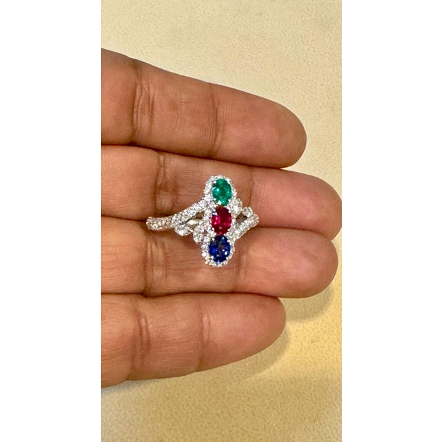 1.2 Ct Fine Natural Emerald Ruby & Sapphire + 1.5 Ct Diamond 18 KWG Ring S 7 For Sale - Image 12 of 18