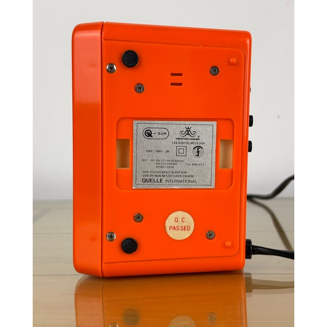 Vintage Space Age Orange Digital LED Alarm Clock from Meister Anker, Germany, 1970s For Sale - Image 10 of 11