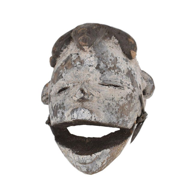 Early 20th Century Ogoni Wood Mask with Articulating Mouth Nigeria For Sale - Image 4 of 4
