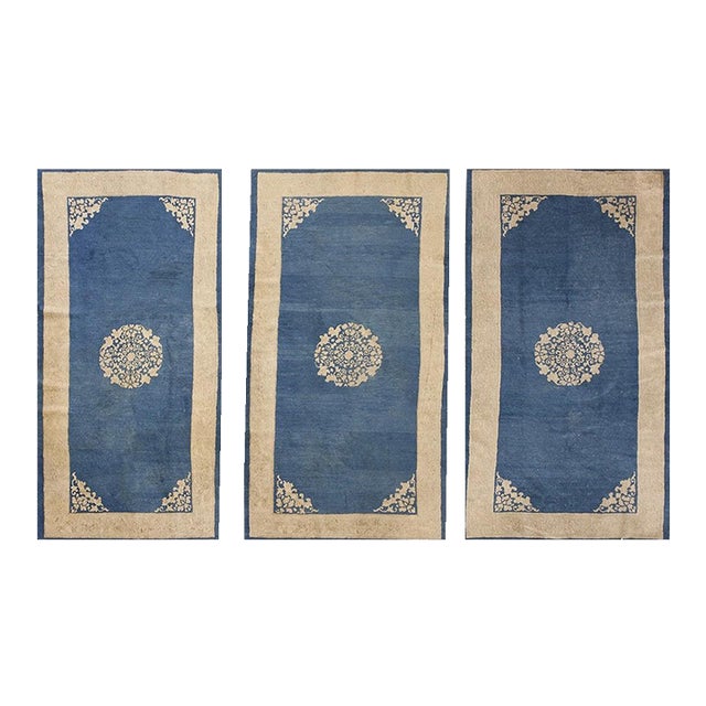 1890s Classic Blue Ground Medallion Traditional Antique Chinese Peking Rug For Sale