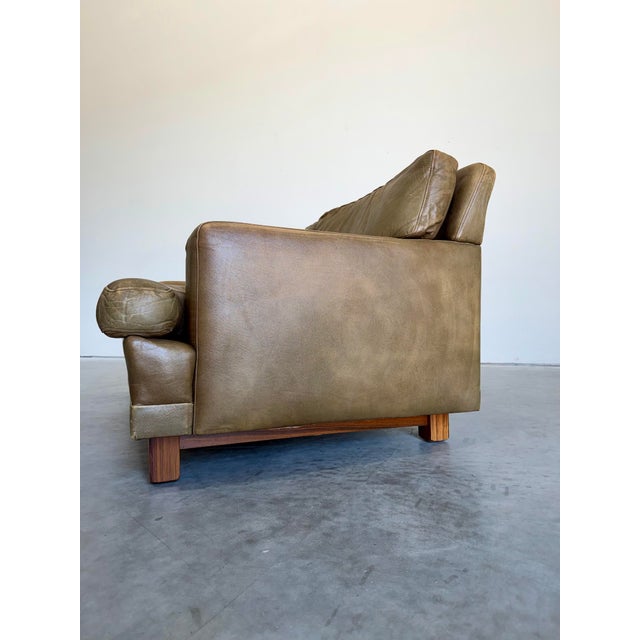 Olive Mid Century Olive Buffalo Leather and Rosewood Loveseat After Arne Norell For Sale - Image 8 of 10