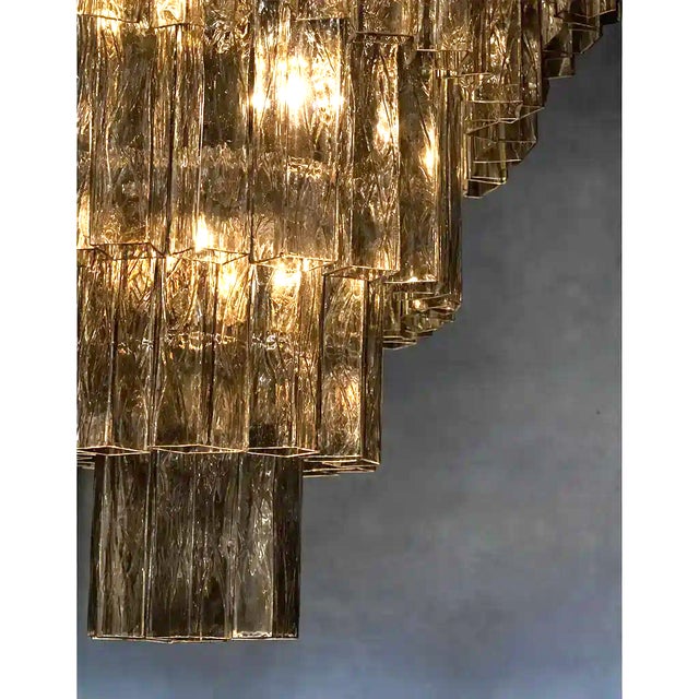 Venini-Style Murano Glass Chandelier – Contemporary Square Tubes in Dark Fume For Sale - Image 6 of 7