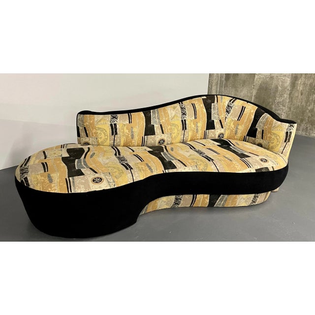 Mid-Century Modern Mid-Century Vladimir Kagan for Weiman Cloud Sofa, Kidney-Shape, American, 1990s For Sale - Image 3 of 13