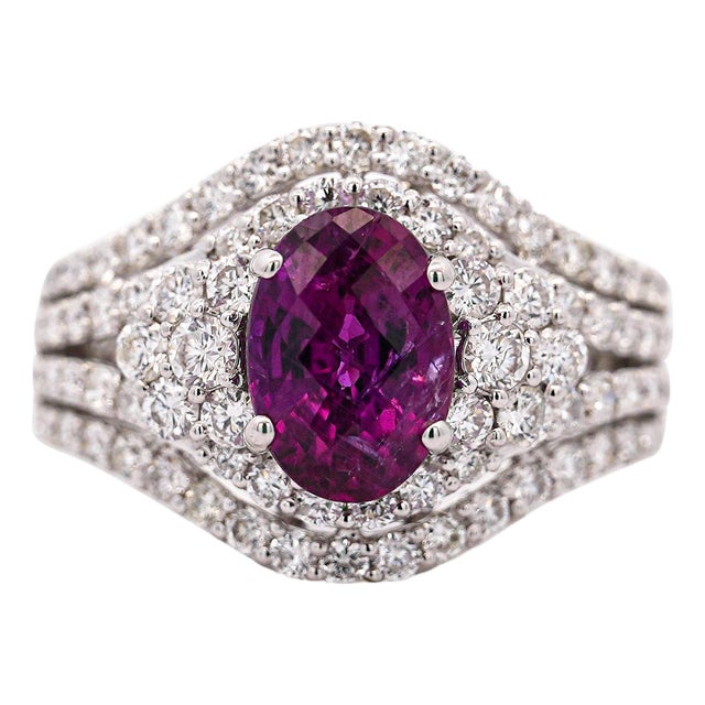 2.40 Carat No Heat Purple Sapphire & Diamond Gold Cocktail Ring, Size 7.25 For Sale