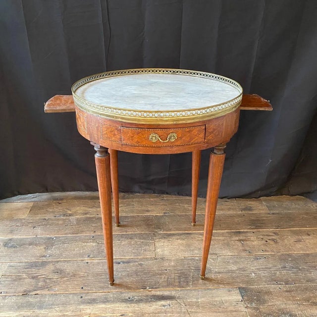 Wood 19th Century French Round Carrera Marble Top Side Bouillotte Table For Sale - Image 7 of 9