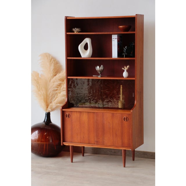 Scandinavian Teak Glass-Fronted Bookcase, 1960s For Sale - Image 10 of 18