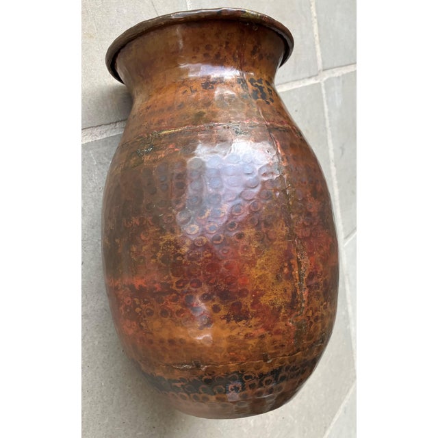 Early 20th-Century Rustic Cramp Seam Traditional Martelage Copper Vessel For Sale - Image 17 of 18