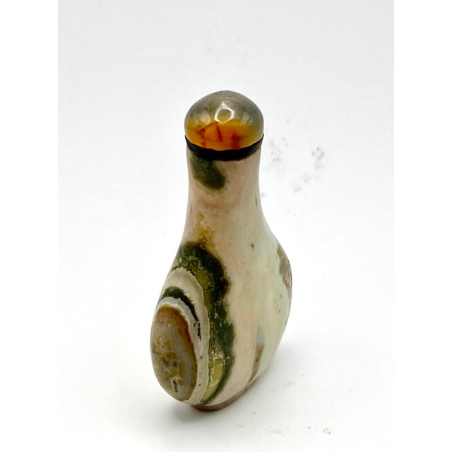 Chinese Vintage Pocket Size Teardrop Shape Jasper Snuff Bottle For Sale - Image 3 of 10