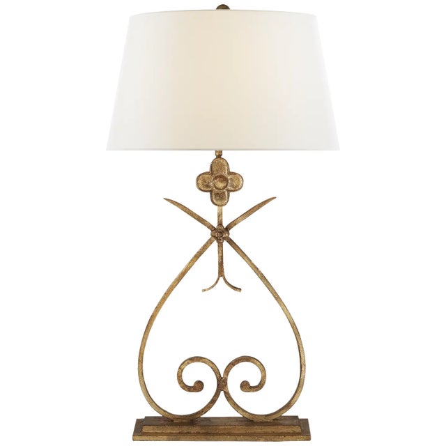 Suzanne Kasler by Visual Comfort Signature Harper Table Lamp in Gilded Iron with Linen Shade For Sale