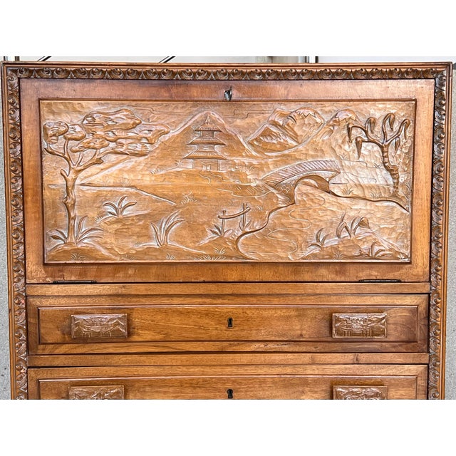 Spanish Fall-Front Secretary Desk in Carved Oak, Spain, circa 1950 For Sale In Miami - Image 6 of 18