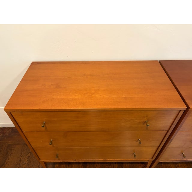 Winchendon Furniture “Planner Group” 1950s Pair of Paul McCobb Planner Group 3 Drawer Dressers, Attributed For Sale - Image 4 of 18