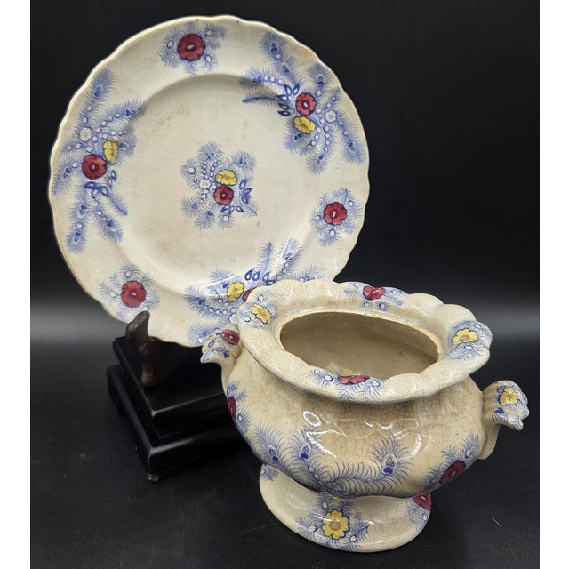 Staffordshire Antique 1860s Staffordshire Footed Scalloped Tureen and Matching Underplate Set by Wood, Challinor & Co. English Pottery For Sale - Image 4 of 18