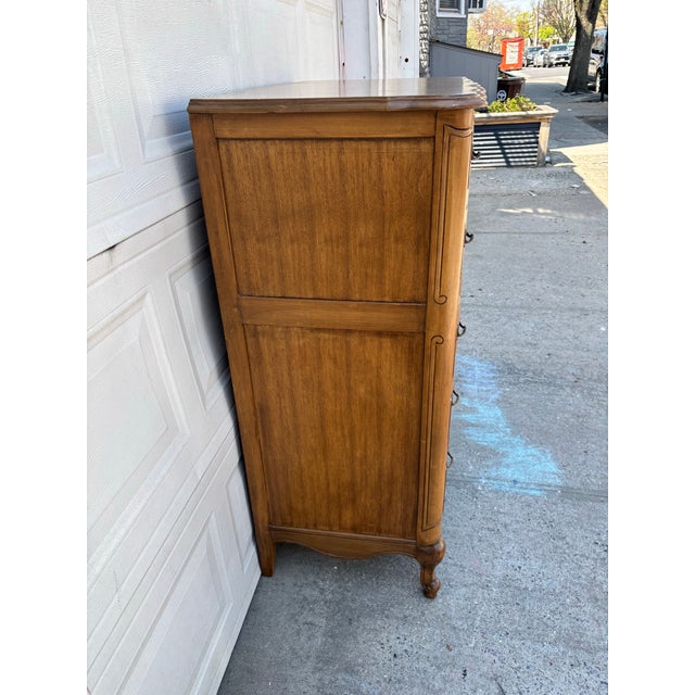 French Provincial French Provincial Dresser Chest | Louis XV Style Serpentine Dresser | Vintage Wooden Tallboy Chest | Traditional Bedroom Storage Furniture For Sale - Image 3 of 11