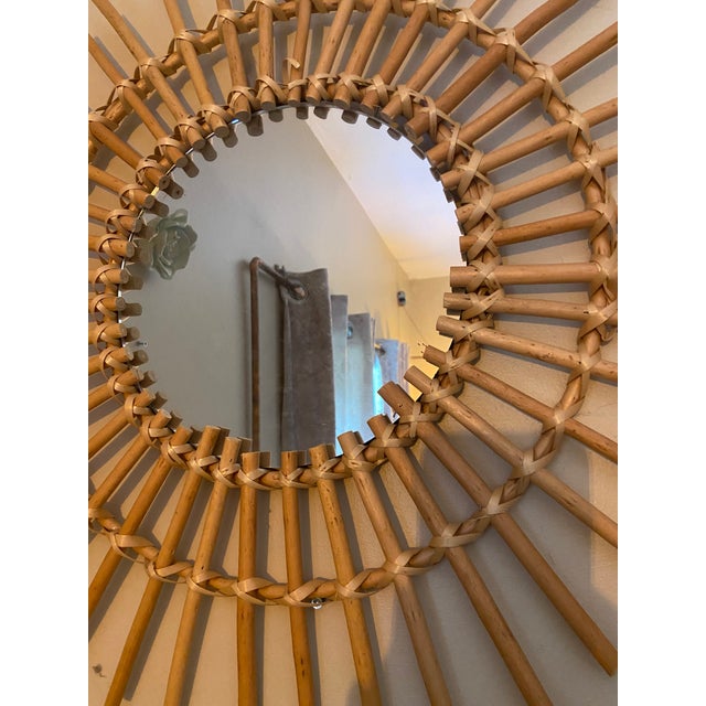 1980s Vintage Rattan Sunburst Wall Mirror – 60 Cm – Mid-Century Bohemian Style For Sale - Image 5 of 7